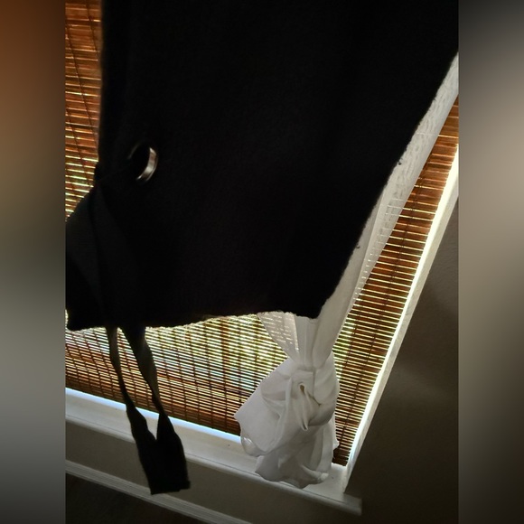 BONGO Black Sweater with Sleeve Ribbons Size Large - Picture 2 of 4